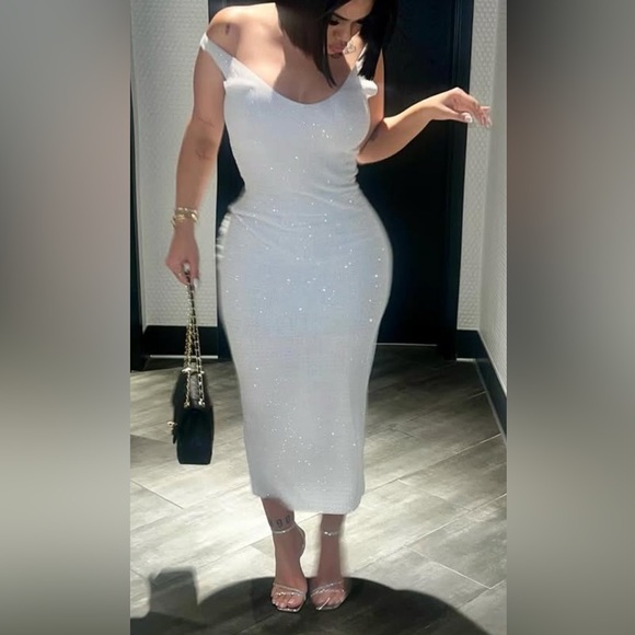 Dress - Picture 1 of 1